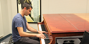 Keyboard student at the piano