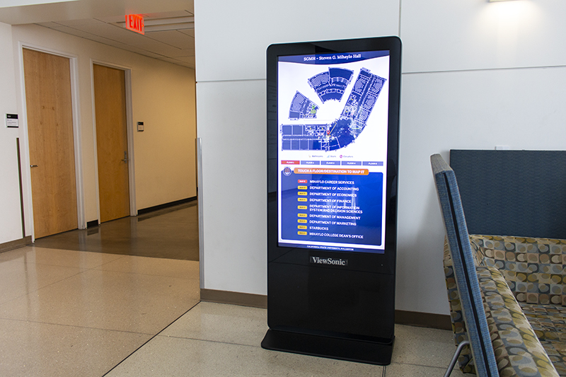 Mihaylo wayfinding display